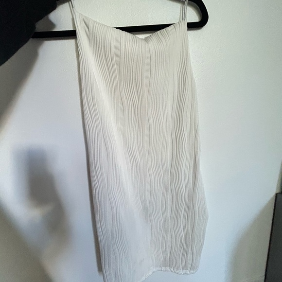 little white dress🐇 - Picture 2 of 4